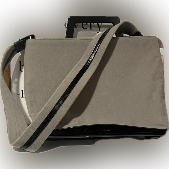 SALVATORE FERRAGAMO BAG - Picture 1 of 2